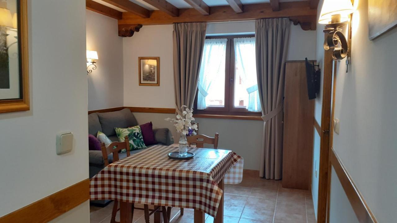 Apartamentos El Haya Cosgaya Luaran gambar